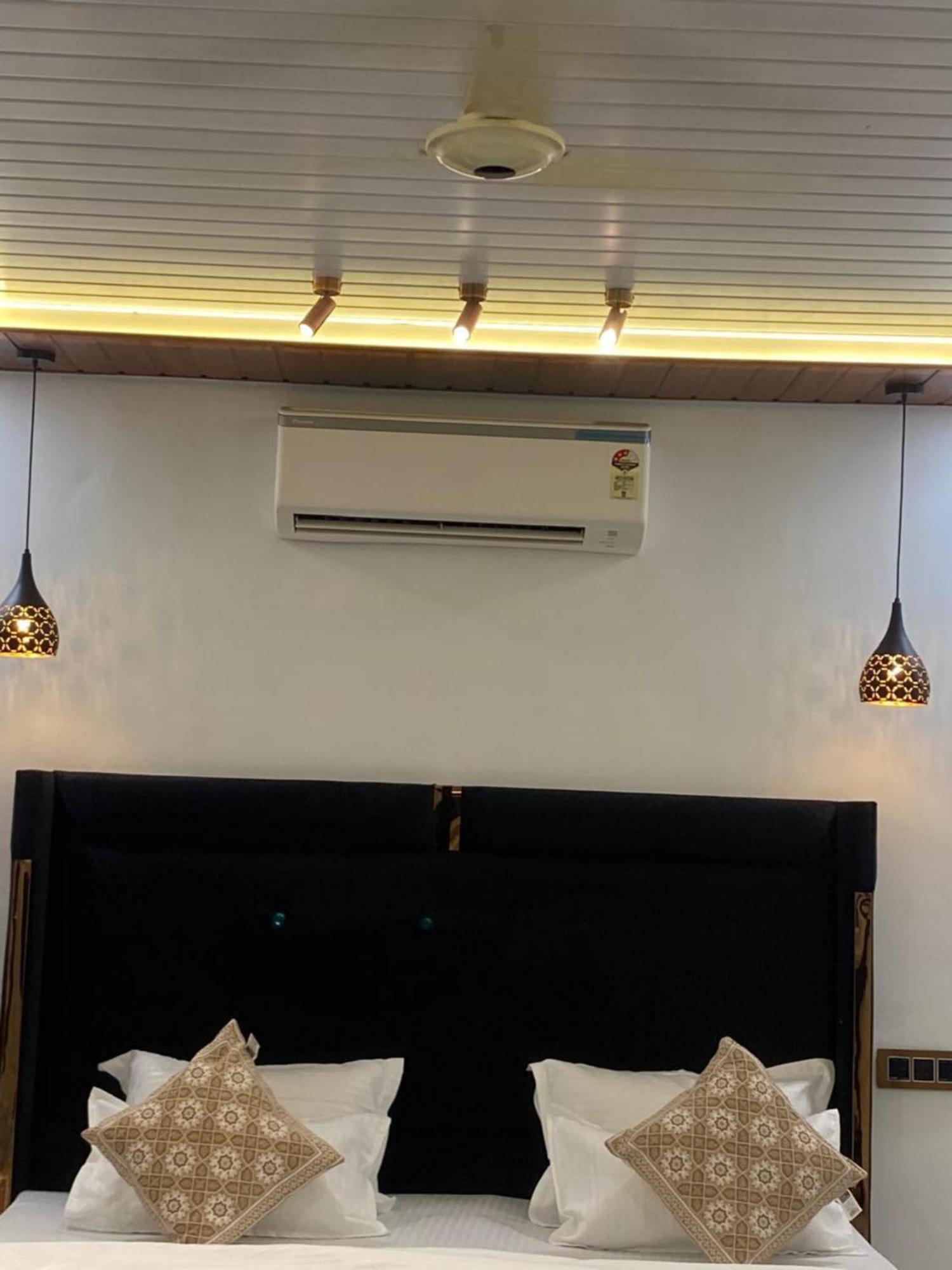 Hotel The Charming Nights Palolem Esterno foto